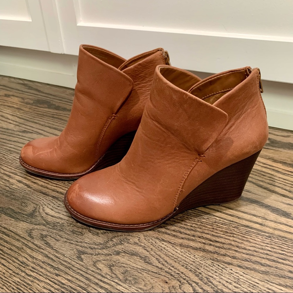 Gianni Bini wedge ankle booties